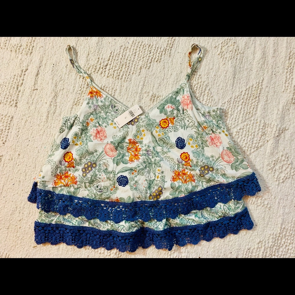 NWT Anthropologie Tiered Floral Tank M